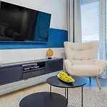 Lux Tukan B003, Polanki Aqua - Апартаменты *