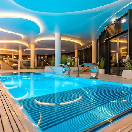 Lux Tukan B003, Polanki Aqua -