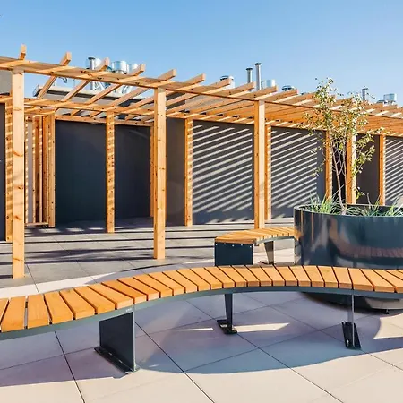 Lux Tukan B003, Polanki Aqua -