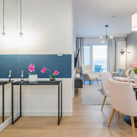 Lux Tukan B003, Polanki Aqua -